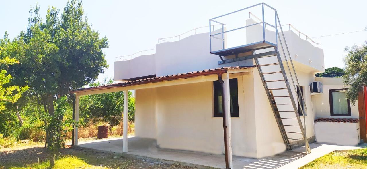 Casa Giada Sul Mare Bed & Breakfast Torrenova  Екстериор снимка